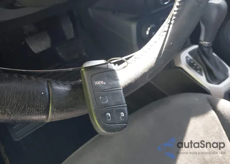 2017 Jeep Renegade Latitude 4X4 from USA, damaged, VIN ZACCJBBB0HPE51181